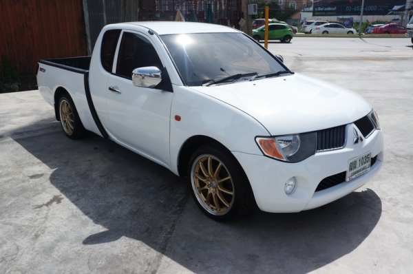 MITSUBISHI TRITON CAB ปี 2006 ขายรถสวย เครื่องเดิมๆวิ่งดีมาก ช่วงล่างแน่น ล้อMAXแต่ง กระจกไฟฟ้า แอร์เย็นๆ รถขับดีมาก ภายในสภาพสวย สีสวย การันตีรถสวย จัดไฟแนนได้