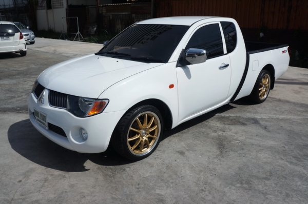 MITSUBISHI TRITON CAB ปี 2006 ขายรถสวย เครื่องเดิมๆวิ่งดีมาก ช่วงล่างแน่น ล้อMAXแต่ง กระจกไฟฟ้า แอร์เย็นๆ รถขับดีมาก ภายในสภาพสวย สีสวย การันตีรถสวย จัดไฟแนนได้