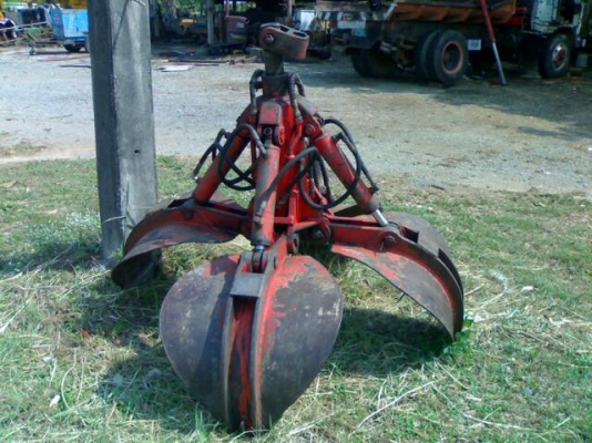 ขายหัวขยุ่มเหล็ก เก่านอก ถอดออกไม่ได้ใช้ ติดต่อได้ที่คุณ อ๊อฟ พิจิตร 086-737-9991