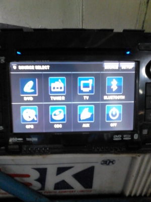 เครื่องเล่น  DVD  CD  วิทยุ  TV  MP3  USB   ติดต่อ TEL.081-427-3941