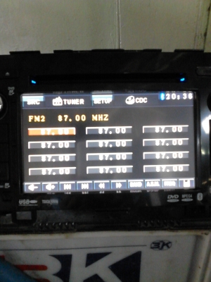 เครื่องเล่น  DVD  CD  วิทยุ  TV  MP3  USB   ติดต่อ TEL.081-427-3941