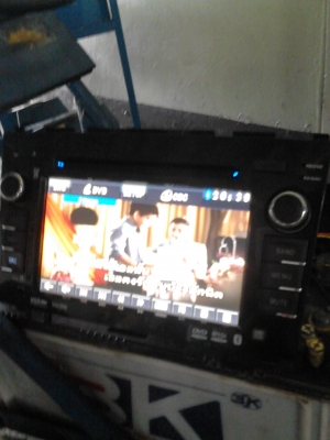 เครื่องเล่น  DVD  CD  วิทยุ  TV  MP3  USB   ติดต่อ TEL.081-427-3941