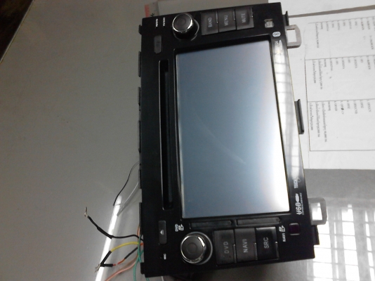 เครื่องเล่น  DVD  CD  วิทยุ  TV  MP3  USB   ติดต่อ TEL.081-427-3941