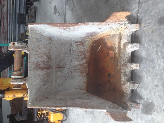 ขาย บุ้งกี้ เก่านอกสวยมากครับ ใส่ pc200-5,200-6,200-7,200-8