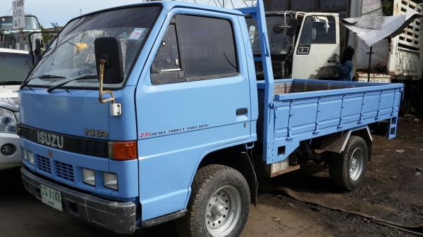 ขาย4ล้ออีซูซุNKR ทะเบียนไม่ติดเวลา วางเครื่อง4JG2 100 แรงม้า สภาพดีพร้อมใช้  รถออกห้างแท้ๆ