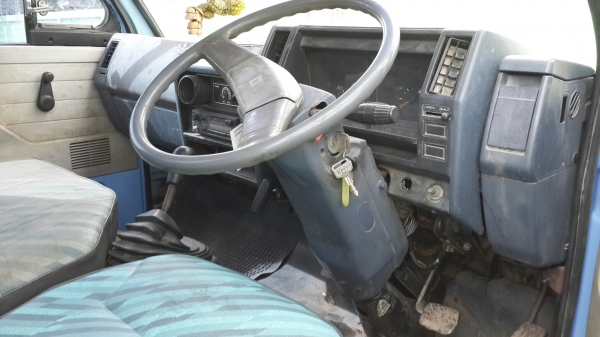 ขาย4ล้ออีซูซุNKR ทะเบียนไม่ติดเวลา วางเครื่อง4JG2 100 แรงม้า สภาพดีพร้อมใช้  รถออกห้างแท้ๆ