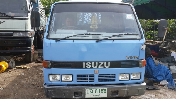 ขาย4ล้ออีซูซุNKR ทะเบียนไม่ติดเวลา วางเครื่อง4JG2 100 แรงม้า สภาพดีพร้อมใช้  รถออกห้างแท้ๆ