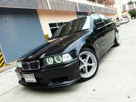 ขายE36 รถบ้านแท้ เครื่อง325 มีSUNROOF มีOnbord AIRBAG/ABS ชุดแต่งM3 ล้อAC 17" รถสวย มีเสน่ห์