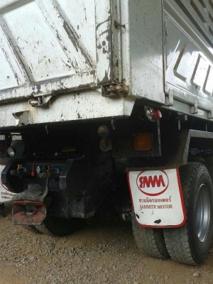 รถอีซูซุ 10 ล้อดั้ม 360 แรงม้า. ปี 55 ( รถวิ่ง 5x,xxx กม. ) สนใจติดต่อ 081 - 6079515 รถอีซูซุ 10 ล้อดั้ม 360 แรงม้า. ปี 55 ( รถวิ่ง 5x,xxx กม. ) สนใจติดต่อ 081 - 6079515