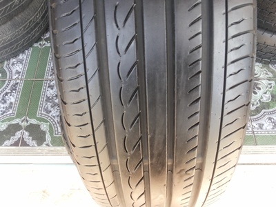 ขายยาง215/60/16 ปี 11 YOKOHAMA ADVAN dB 1 ชุด