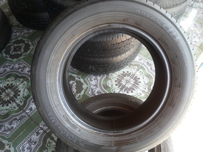 ขายยาง215/60/16 ปี 12 YOKOHAMA ADVAN dB 1 ชุด
