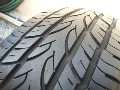 ขายยาง205/55/16 ปี 10/3เส้นปี09/1เส้น YOKOHAMA Adrive 1 ชุด