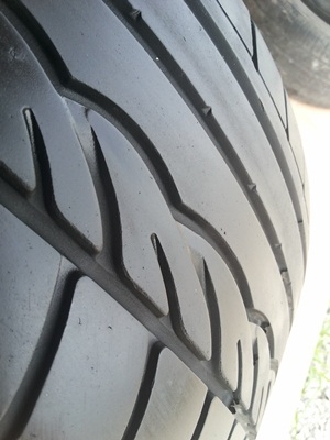 ขายยาง205/55/16 ปี 12 DUNLOP SP01 1 ชุด