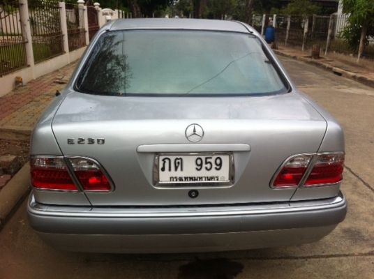 เบนซ์ Neweye E230 ปี99 แม็กAMG ไฟหน้า+ไฟท้าย+กระจกมองข้าง LED สีบรอนซ์ รถบ้านสภาพดี เบนซ์ Neweye E230 ปี99 แม็กAMG ไฟหน้า+ไฟท้าย+กระจกมองข้าง LED สีบรอนซ์ รถบ้านสภาพดี