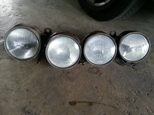 ขายไฟหน้า bmw e30