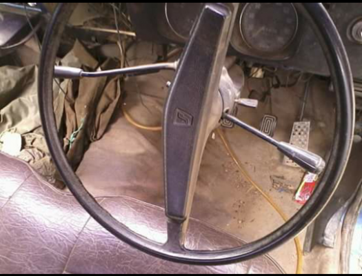 ขายซากมาสด้า 1000 ทะเบียนชุดโอนมีครบ