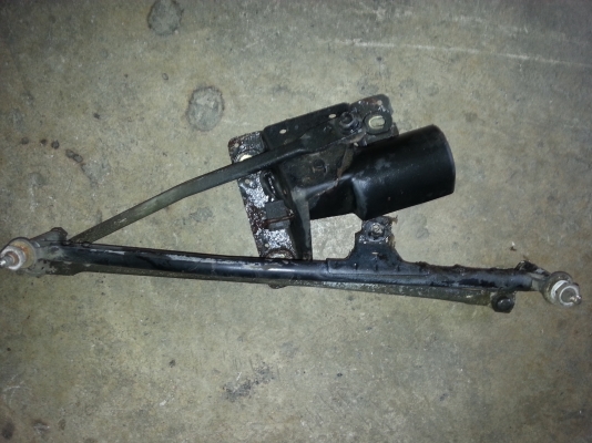 ขายมอเตอร์ปัดน้ำฝน BMW E 30