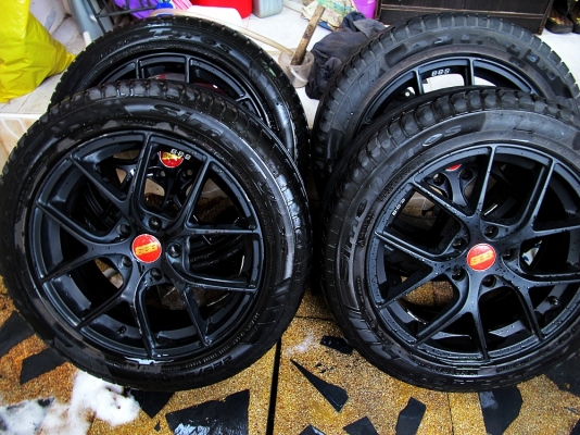 ขาย ล้อ BBS ขอบ 17 สีดำด้าน 5 รู 114 พร้อมยาง