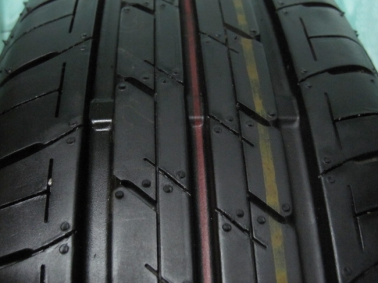 ขายยางติดรถป้ายแดง Bridgestone ขนาด 175 65R 14 ขอบ 14 สภาพใหม่มากๆ