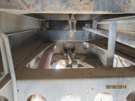 ISUZU.320ปี48.แม่.ลูก.บะเนียมลูก3คาน.สภาพสวยพร้อมใช้งาน.รอรูปเพิ่มครับ.ราคา.2,250,000บ