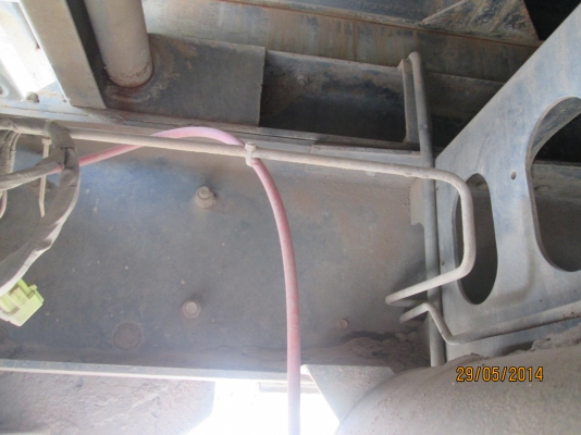 ISUZU.320ปี48.แม่.ลูก.บะเนียมลูก3คาน.สภาพสวยพร้อมใช้งาน.รอรูปเพิ่มครับ.ราคา.2,250,000บ