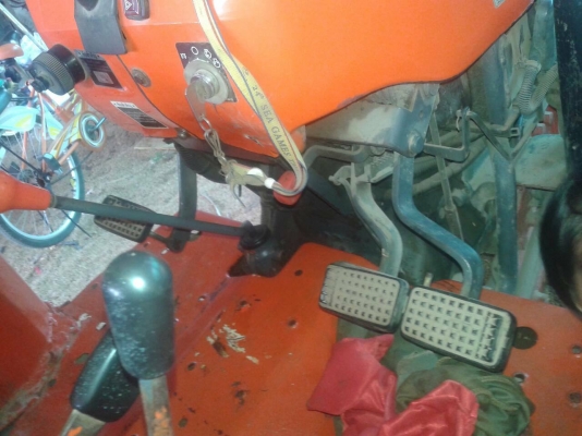 ***ขายแล้วครับขอบคุณ Truck2hand ขายรถไถ2เพลาส้มๆ KUBOTA L4508DT เครื่องเดิมเกียร์เดิม เครื่องแน่นปั้มดี แรงดีไม่เยิ้ม เกียร์ดีไม่มีหอน ใช้งาน 3,xxx ชั่วโมง หางดี ยกดีไม่ยุบ ระบบไฮฯดีไม่มีแตก ยางดี4เส้น บอดี้ยังสวย สีสันดี พร้อมอุปกรณ์ 3ชิ้น ใบดัน หางพรวน6