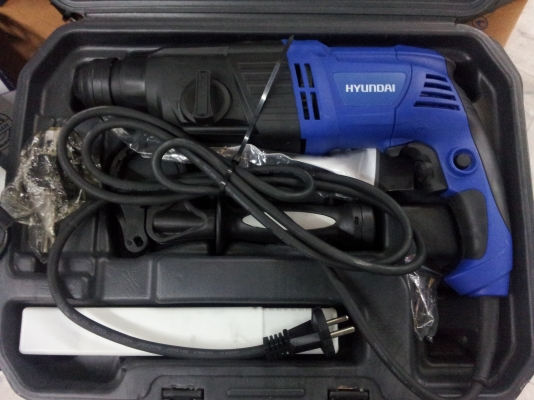 สว่านโรตารี่  hyundai hd816 22mm 710 watt