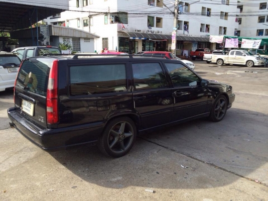 ขายรถวอลโว่ แวนV70ปี98 เกียร์ออโต้ สภาพสวยมาก เครื่องดี ราคา80,000. ขายรถวอลโว่ แวนV70ปี98 เกียร์ออโต้ สภาพสวยมาก เครื่องดี ราคา80,000.