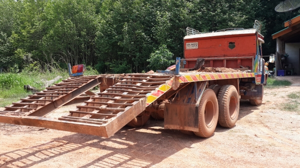 ขายด่วนเทรนเลอร์หางปลาหน้ายาง ISUZUเพลาเดียวหางขึ้น120ทะเบียนพร้อมโทร0843923995