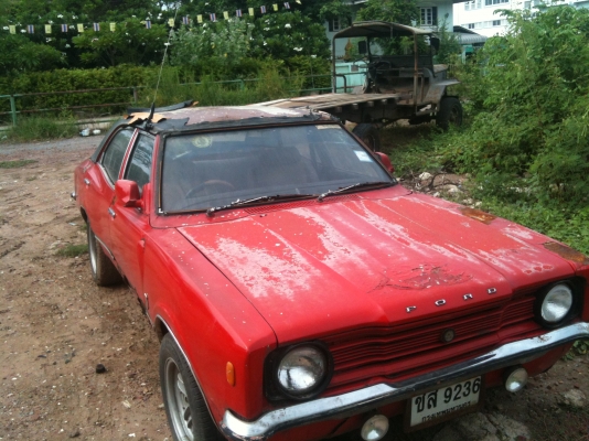 Ford Cortina สีแดง พวงมาลัยเพาเวอร์ เครื่องโตโยต้า 13T ลงเล่มแล้ว รถขับได้ ต่อรองได้ครับ Ford Cortina สีแดง พวงมาลัยเพาเวอร์ เครื่องโตโยต้า 13T ลงเล่มแล้ว รถขับได้ ต่อรองได้ครับ