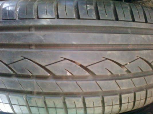 ลดแล้วห้ามต่อ4เส้น ขายยาง ไม่ได้ใช้ สภาพใหม่ ขอบ 19 ลดแล้วห้ามต่อ4เส้น ขายยาง ไม่ได้ใช้ สภาพใหม่ ขอบ 19