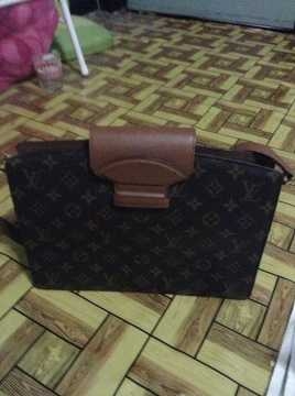 ขายกระเป๋าหลุยส์ วิตตอง ของแท้