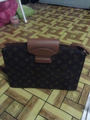 ขายกระเป๋าหลุยส์ วิตตอง ของแท้