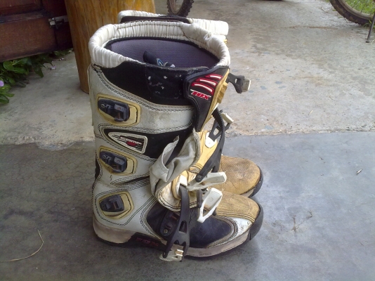 รองเท้าวิบาก เด็ก เบอร์ 37.5 Fox