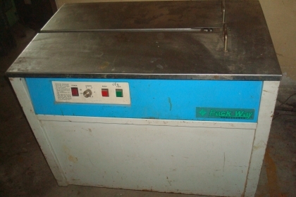 ขายเครื่องรัดกล่อง8000 บาท ใช้งานได้เลยค่ะ สนใจโทรสอบถามได้ค่ะ  081-0284743