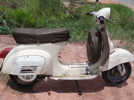 ขายเวปป้า ( อิตตาลี่ ) สภาพเดิมๆๆ สวย ขายเวปป้า ( อิตตาลี่ ) สภาพเดิมๆๆ สวย