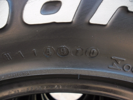 ขาย BF AT 265/75/16 ปี 10 ดอก 8 มิล มีหนวด 1 ชุด ขาย BF AT 265/75/16 ปี 10 ดอก 8 มิล มีหนวด 1 ชุด