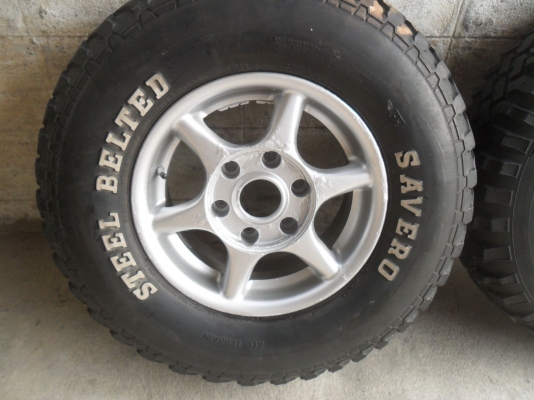 ล้อแม็ก 15นิ้ว 6รู ยาง 30*9.50R15 สวยโหด 1 คู่ ราคา 2500 บาท ล้อแม็ก 15นิ้ว 6รู ยาง 30*9.50R15 สวยโหด 1 คู่ ราคา 2500 บาท