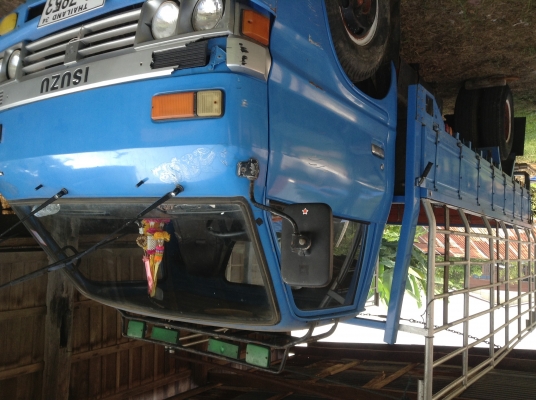 ขายรถบรรทุก6ล้อ 087-9624980 ขายรถบรรทุก6ล้อ 087-9624980