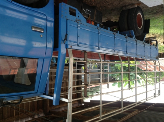 ขายรถบรรทุก6ล้อ 087-9624980 ขายรถบรรทุก6ล้อ 087-9624980