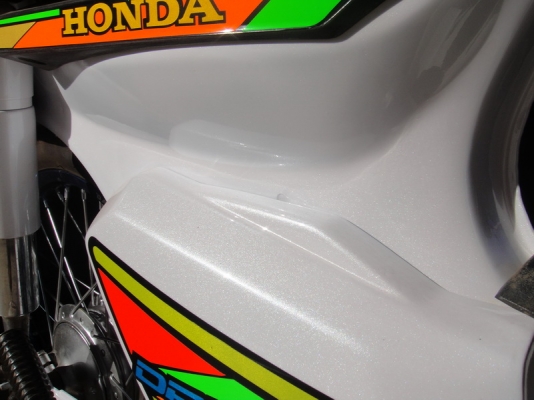 ขายดรีม คุรุสภา (ทำสีขาวมุก ) สตาร์ทมือ ลงล้อสีน้ำเงิน ทะเบียนพร้อมชุดโอน