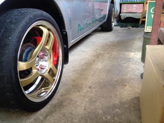 ขาย SUPER ADVAN v.2 หน้า8 หลัง9 ขอบ18  พร้อมยาง 225/40/18 245/40/18 เปิดอยู่ 40000 สนใจติดต่อ 0859067747 เอก