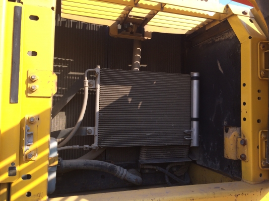 รถแบคโฮมือสอง KOMUTSU PC200-8 สภาพรถเยี่ยม 090-268-2646 พร้อมจัด ไฟแนนซ์