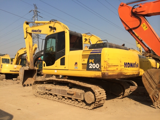 รถแบคโฮมือสอง KOMUTSU PC200-8 สภาพรถเยี่ยม 090-268-2646 พร้อมจัด ไฟแนนซ์