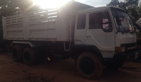 MITSUBISHI FUSO FN527 - 195 HP 6D16 TD3413 สิบล้อดั๊มพ์ 2 เพลา กระบะดั๊มพ์เหล็ก KAC โคราชสภาพดีพร้อมบรรทุกพร้อมใช้งาน เครื่องแน่นแรงดี หัวเก๋งตาเหลี่ยมภายในเก๋งคอนโซลครบพร้อม พวงมาลัยเพาเวอร์ ระบบเบรคทริ๊ปฟี้ ช่วงล่างคัชซีสวยมาก ยางสภาพดี 10 เส้นประมาณ 70 MITSUBISHI FUSO FN527 - 195 HP 6D16 TD3413 สิบล้อดั๊มพ์ 2 เพลา กระบะดั๊มพ์เหล็ก KAC โคราชสภาพดีพร้อมบรรทุกพร้อมใช้งาน เครื่องแน่นแรงดี หัวเก๋งตาเหลี่ยมภายในเก๋งคอนโซลครบพร้อม พวงมาลัยเพาเวอร์ ระบบเบรคทริ๊ปฟี้ ช่วงล่างคัชซีสวยมาก ยางสภาพดี 10 เส้นประมาณ 70