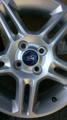 แม็ก Ford fiesta ขอบ16