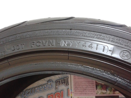 ยางยุ่น,205-45-16 YOKOHAMA S.Drive สภาพเต็มๆหนึ่งคู่ 3,000