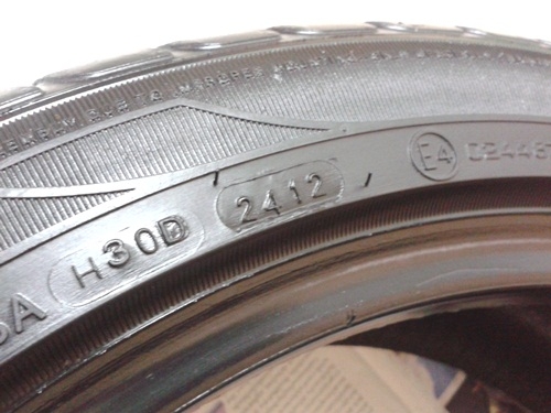 ยาง,215-45-17 DEESTON R702 ดอกหนาปี12หนึ่งคู่ 1,900