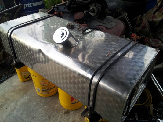 มาแล้วครับถังน้ำมัน 220  ลิตร