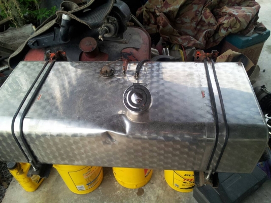 มาแล้วครับถังน้ำมัน 220  ลิตร